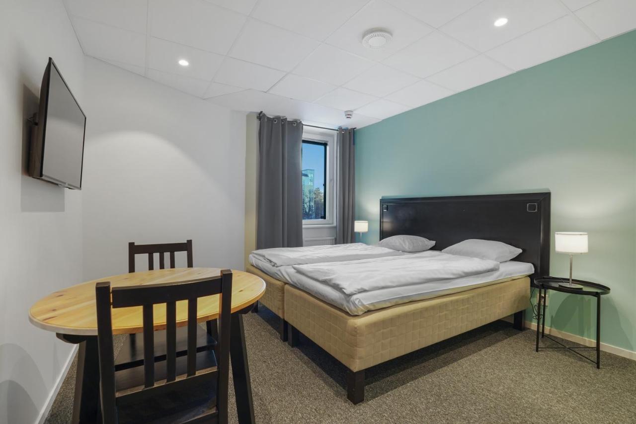 Stockholm Hotel Apartments Sollentuna Bagian luar foto
