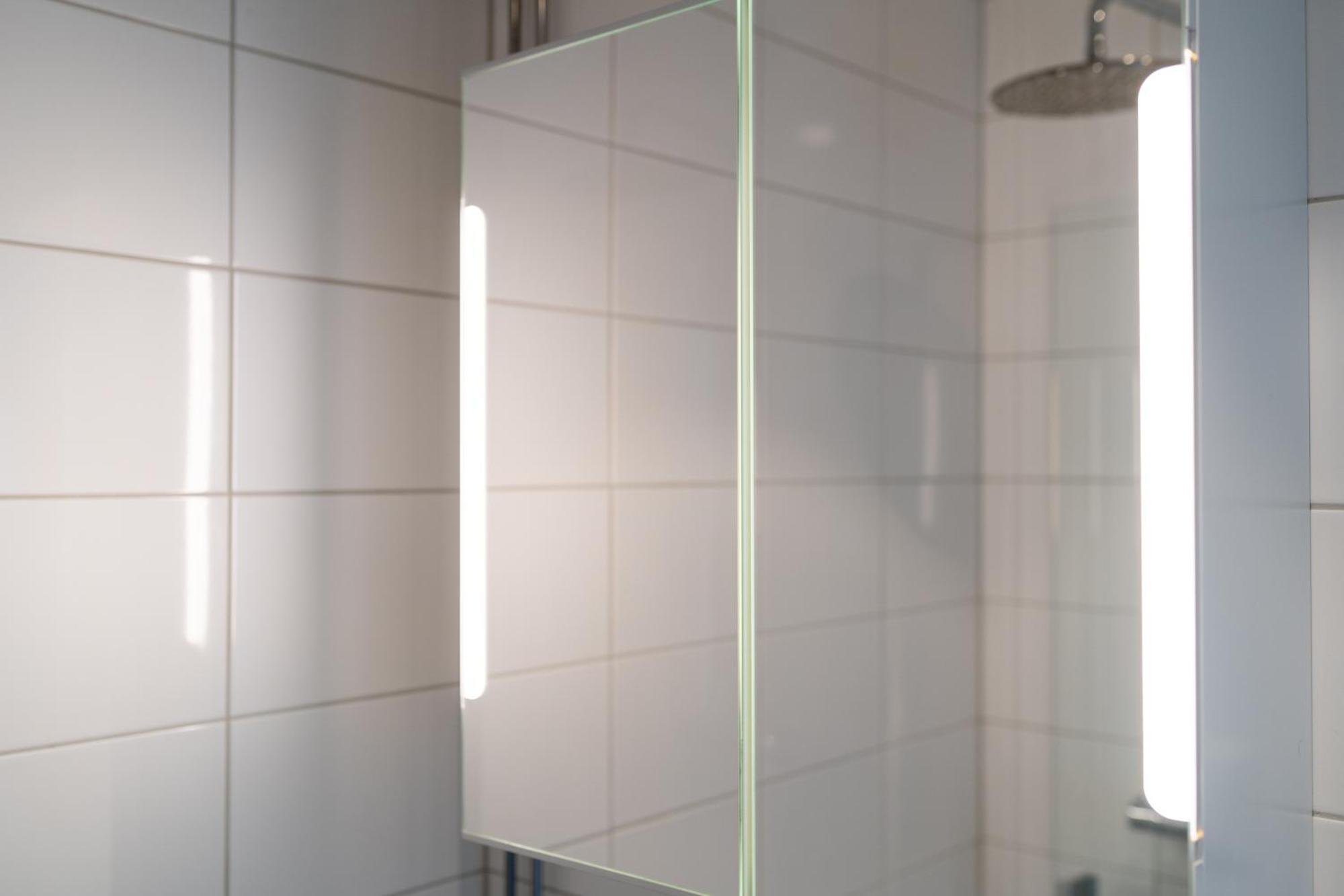 Stockholm Hotel Apartments Sollentuna Bagian luar foto