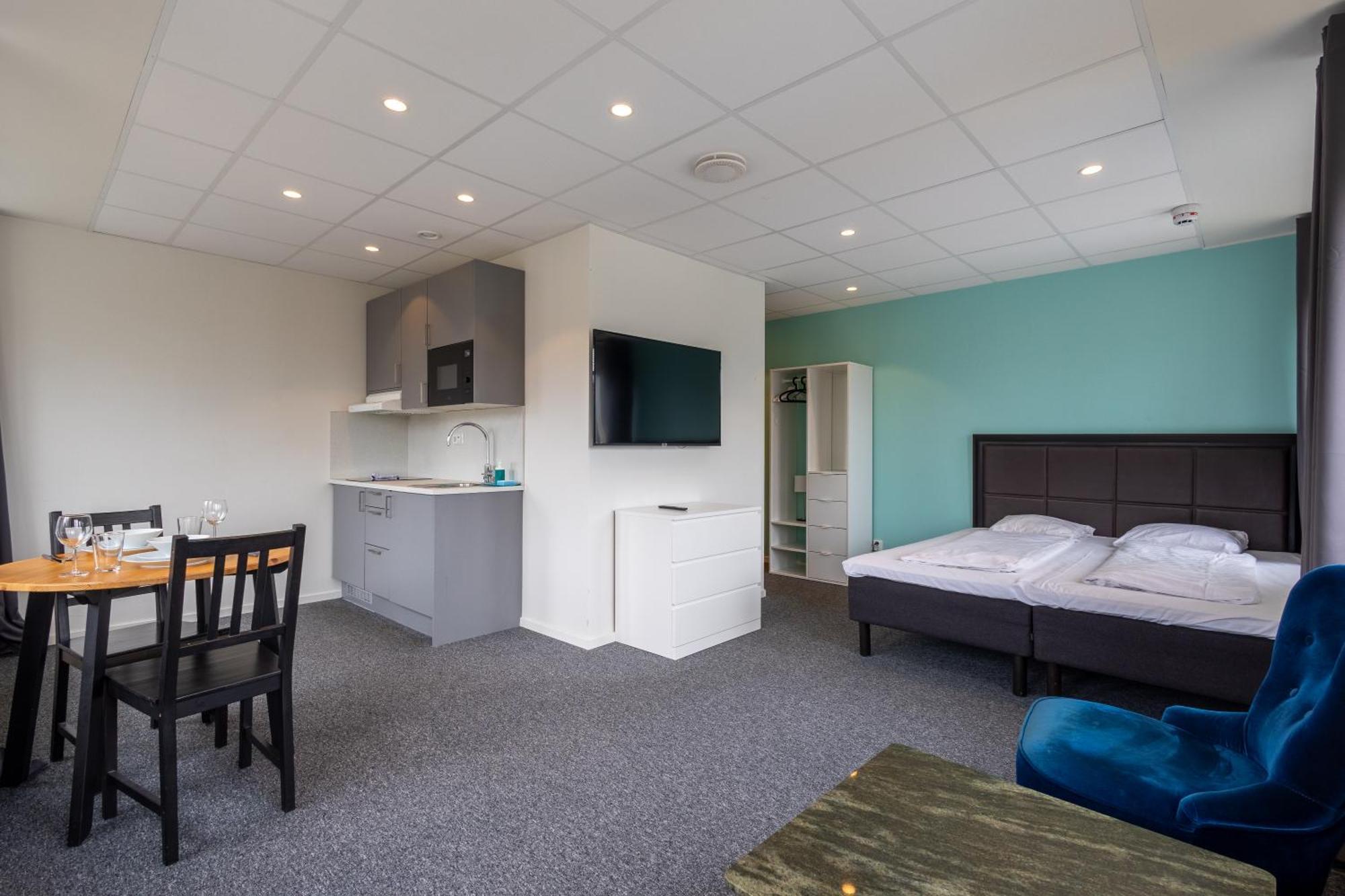 Stockholm Hotel Apartments Sollentuna Bagian luar foto