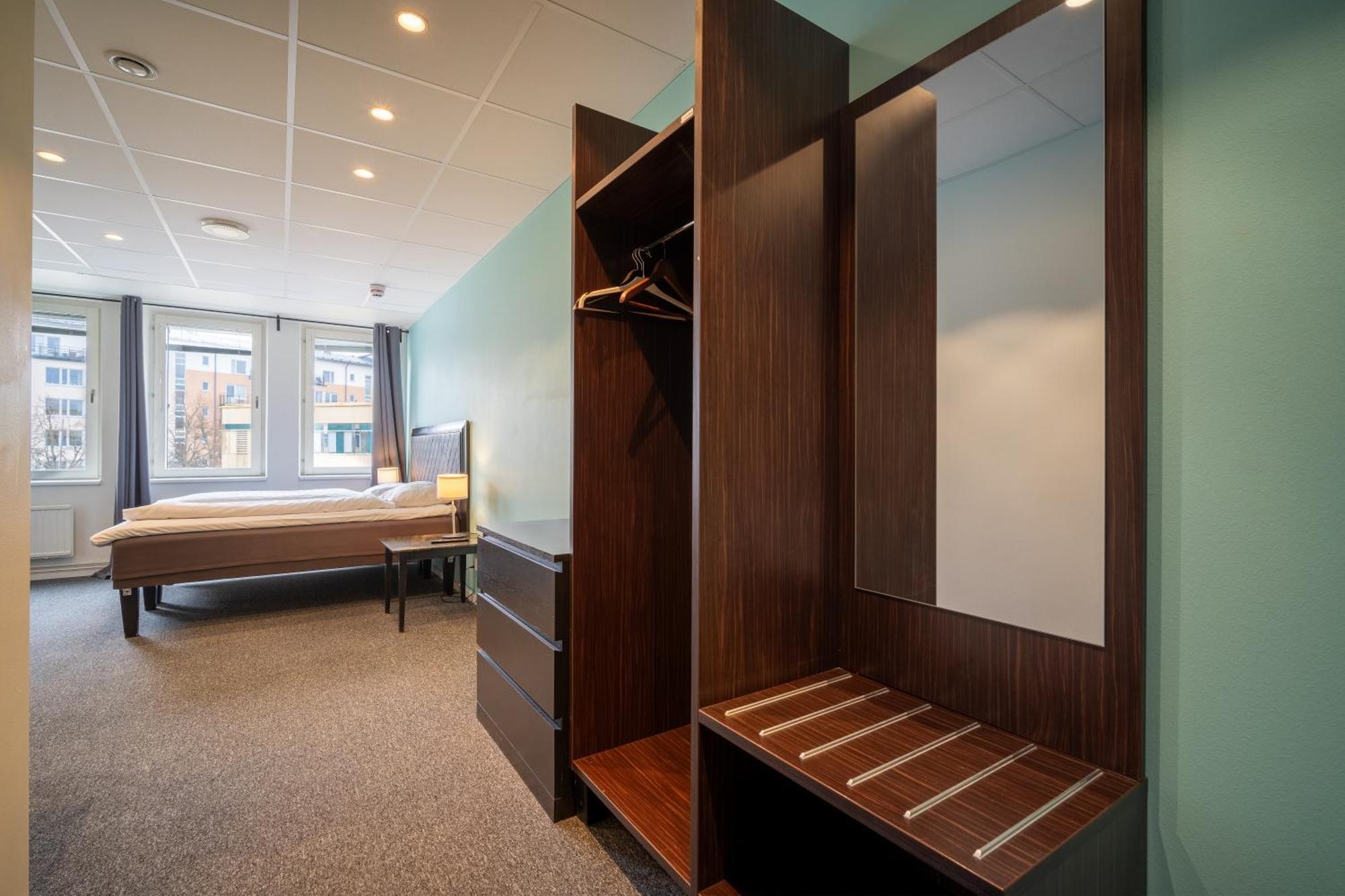 Stockholm Hotel Apartments Sollentuna Bagian luar foto