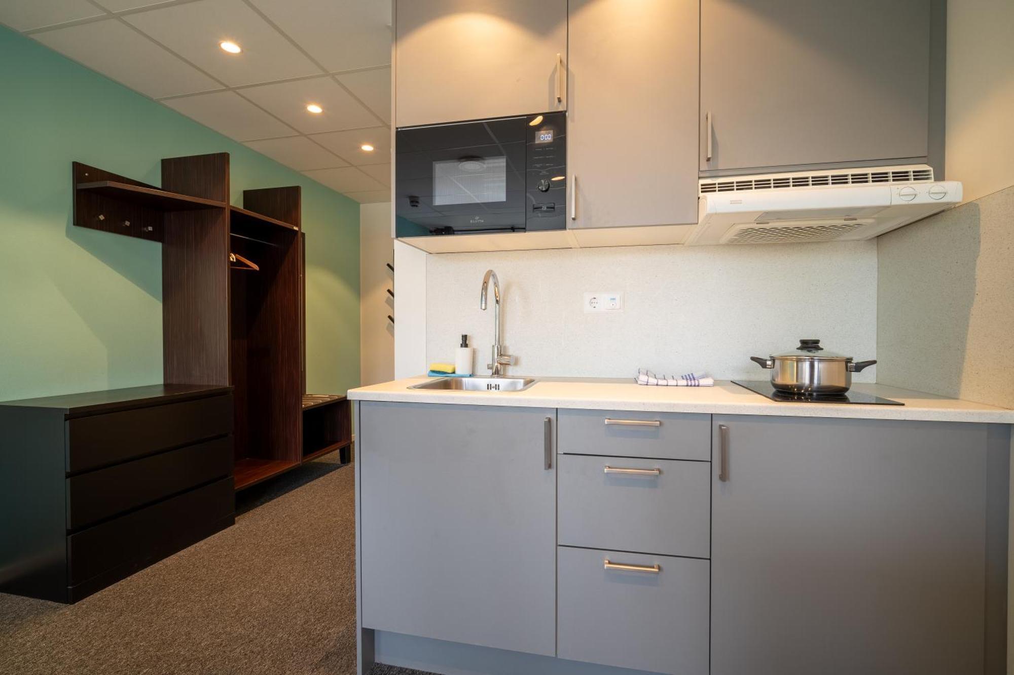 Stockholm Hotel Apartments Sollentuna Bagian luar foto