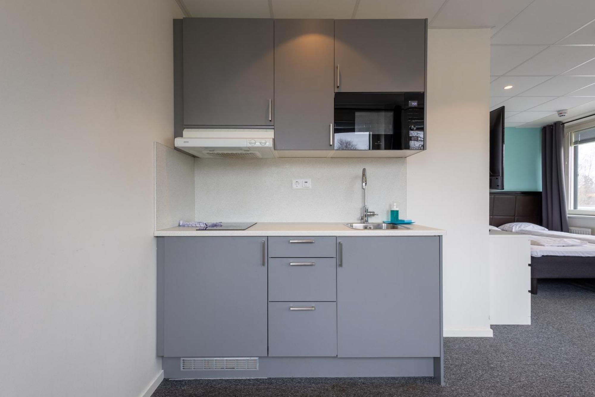 Stockholm Hotel Apartments Sollentuna Bagian luar foto