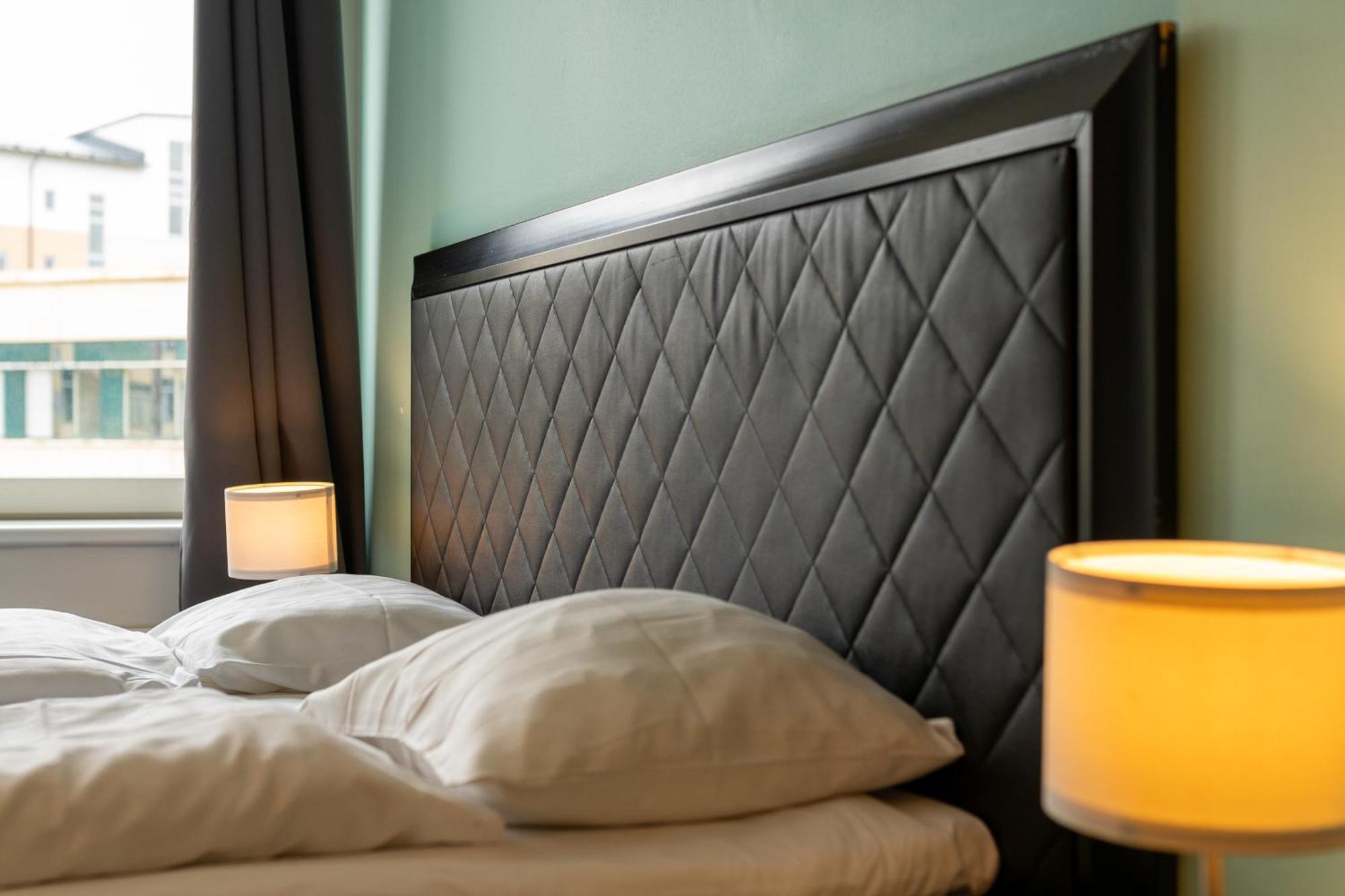 Stockholm Hotel Apartments Sollentuna Bagian luar foto