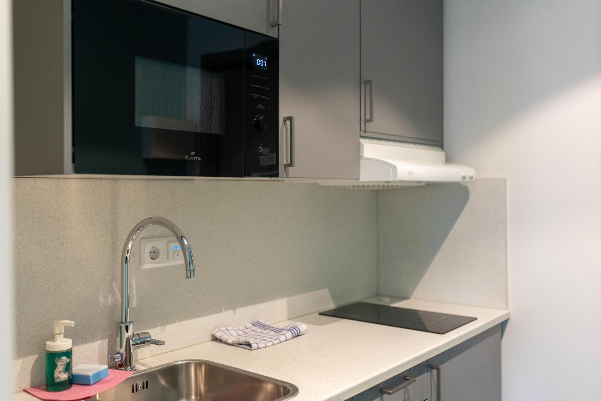 Stockholm Hotel Apartments Sollentuna Bagian luar foto